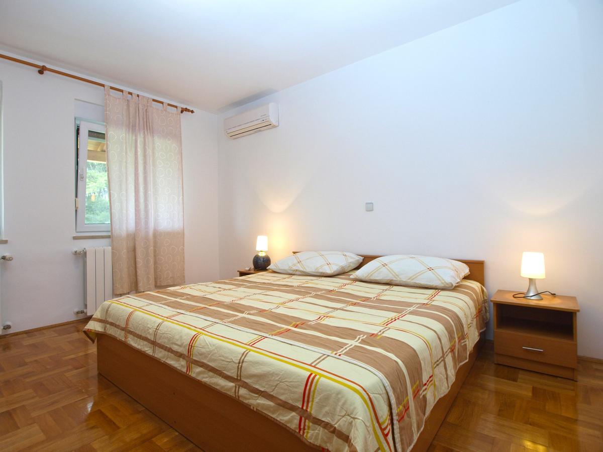 Apartment Alma 1600 Pula Zewnętrze zdjęcie