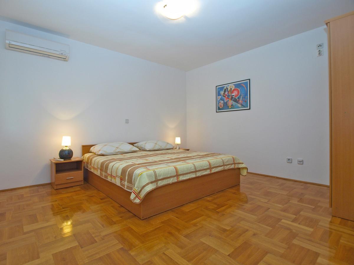 Apartment Alma 1600 Pula Zewnętrze zdjęcie